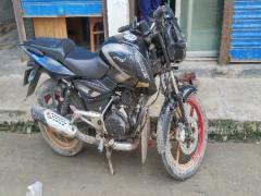 BAJAJ PULSAR 150 NEON